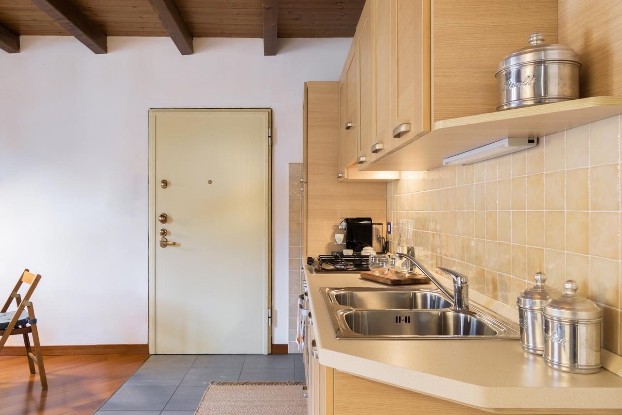 Contrada San Giacomo - MyhomeinКомо Екстериор снимка